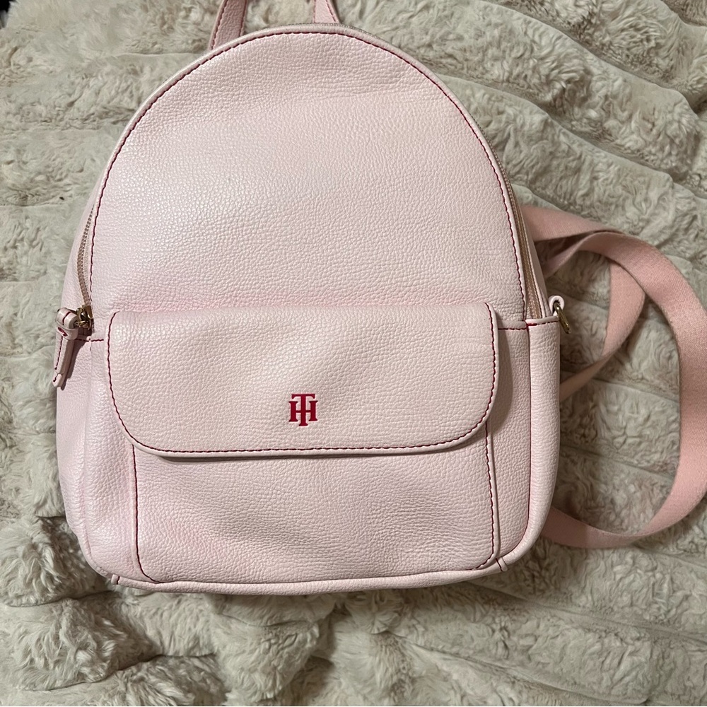 Tommy Hilfiger Light Pink Shoulder Bag